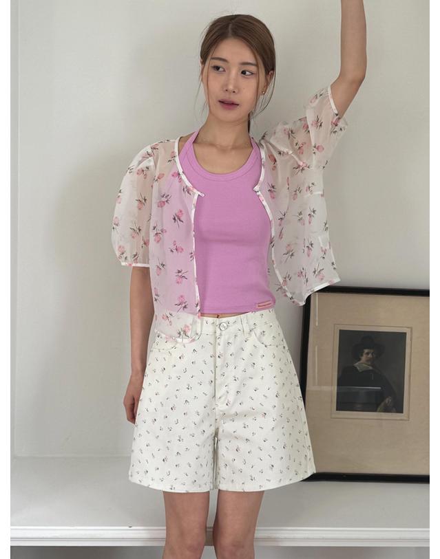 오프닝선샤인 Vintage Floral Denim Shorts Ivory 착용컷