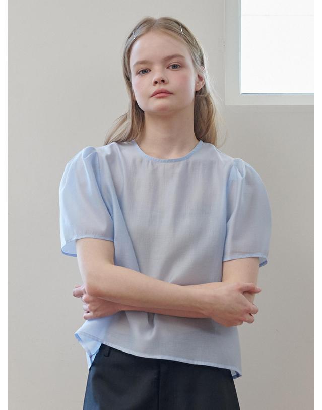 오프닝선샤인 Puff Sleeve Basic Short-sleeved Blouse_Sky Blue 착용컷