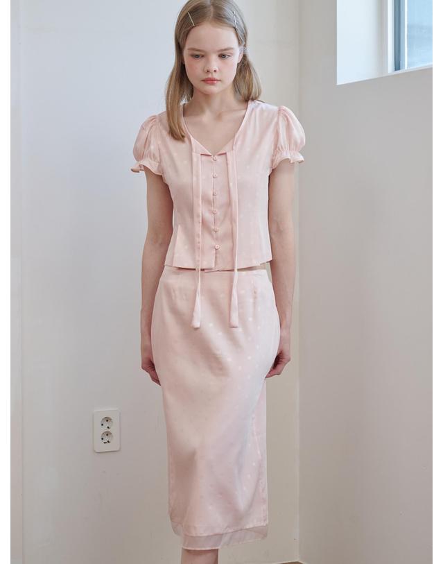 오프닝선샤인 Set-Satin Jacquard Tie Blouse+H-Midi Skirt Pink 착용컷