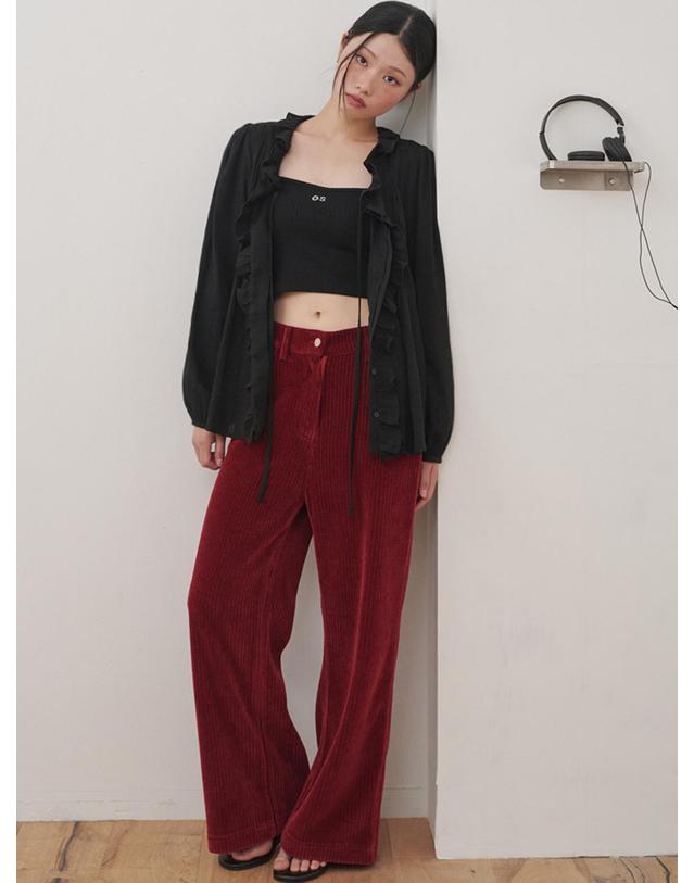 오프닝선샤인 Ruffled Stripe Pin-tuck Cotton Blouse Black 블랙 착용컷