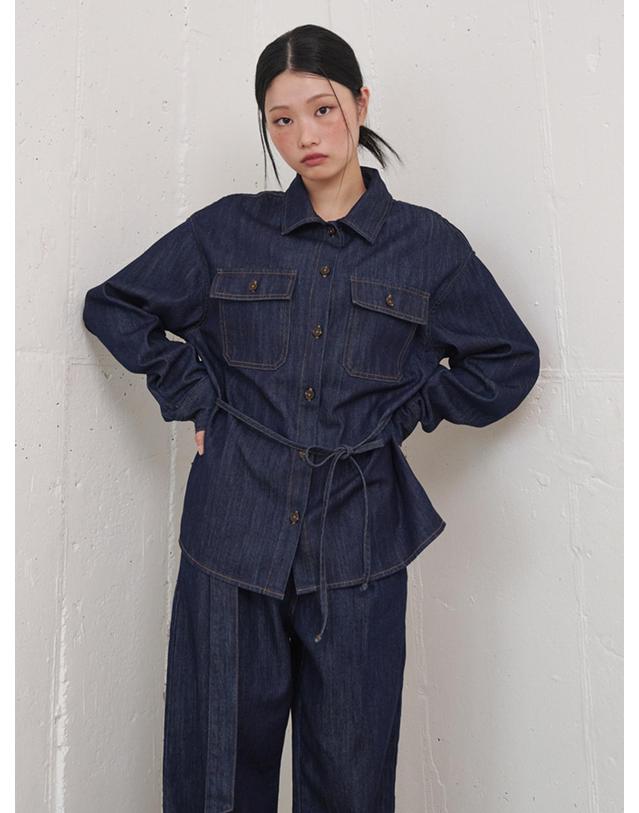 오프닝선샤인 Tie-Point Waist Strap Denim Shirt Dark Indigo 착용컷
