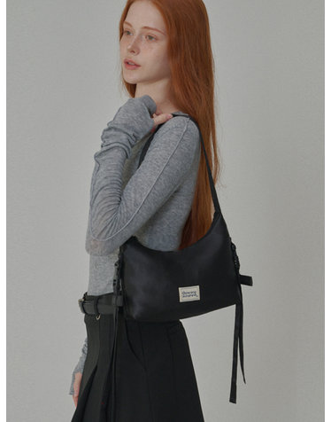Side Detailed Ribbon Hobo Bag_Black