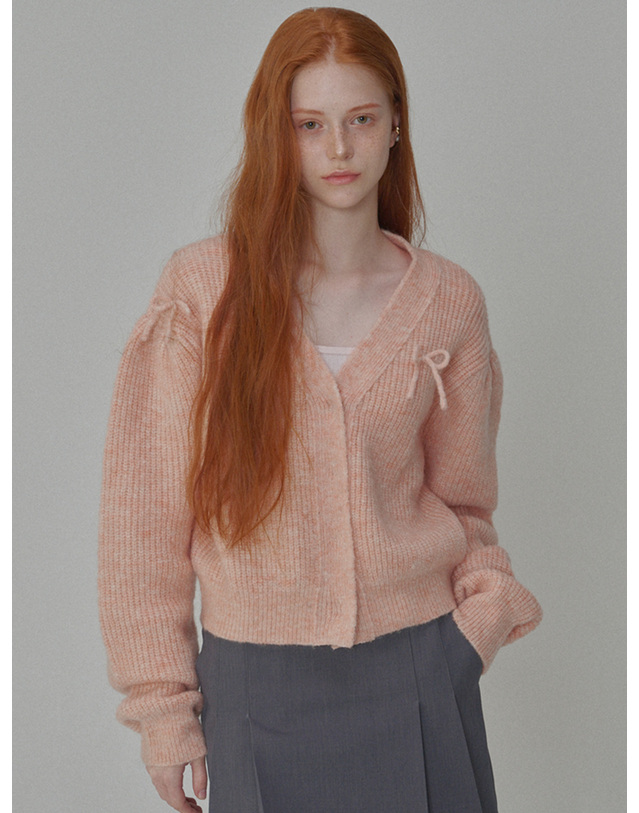 오프닝선샤인 Mohair Ribbon Pointed Cardigan_Pink 착용컷