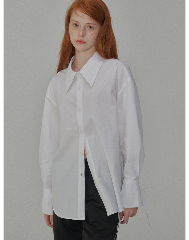 오프닝선샤인 Ribbon Detailed Over-fit Cotton Shirt_White 착용컷
