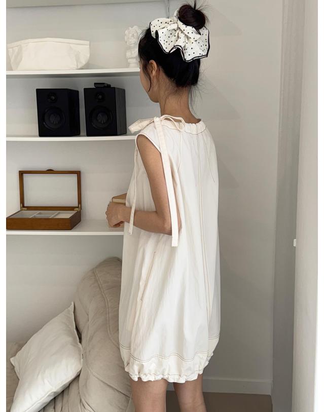 오프닝선샤인 Ribbon String Balloon Mini Dress_Cream 착용컷