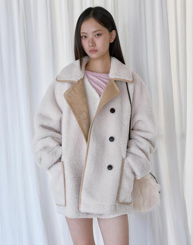 몽돌 리버시블 스웨이드 무스탕 베이지 MDJK038BEIGE 착용컷