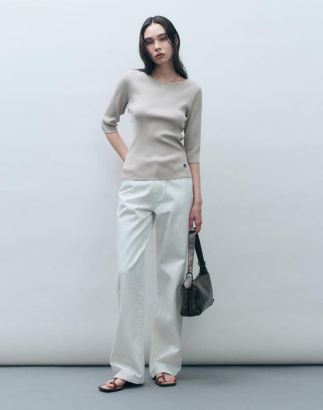 몽돌 화이트 데님 스트레이트 팬츠 MDPT054WHITE 착용컷