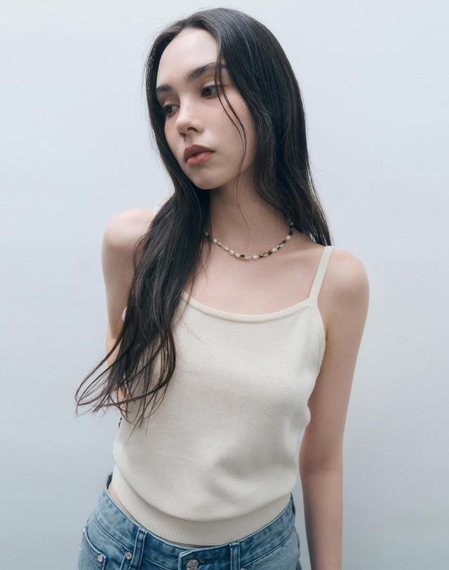 몽돌 [SET] 린넨 라운드넥 가디건 오트밀 MDCD043OATMEAL 착용컷
