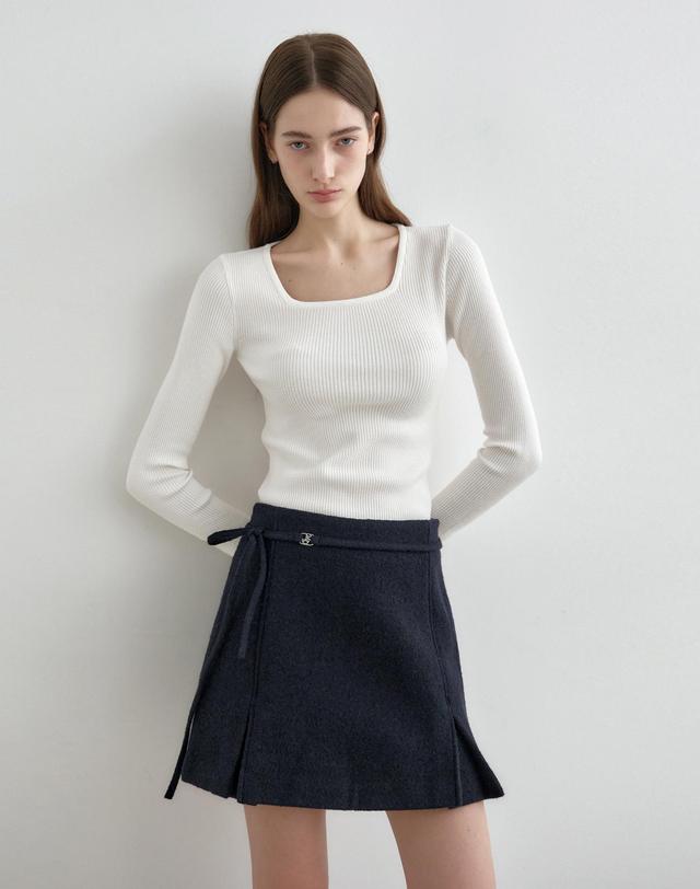 몽돌 울 블렌드 트위드 미니 스커트 네이비 MDSK029NAVY 착용컷
