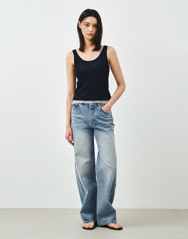 몽돌 커브드 워싱 데님 팬츠 미드블루 MDPT082MIDBLUE 착용컷