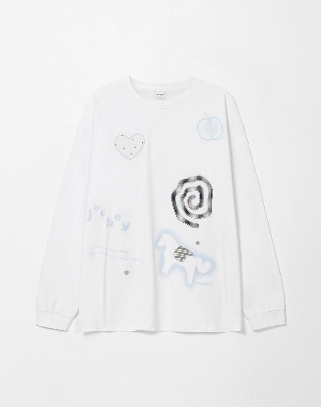 몽돌 패치워크 그래픽 긴팔 티셔츠 화이트 MDTS105WHITE 착용컷