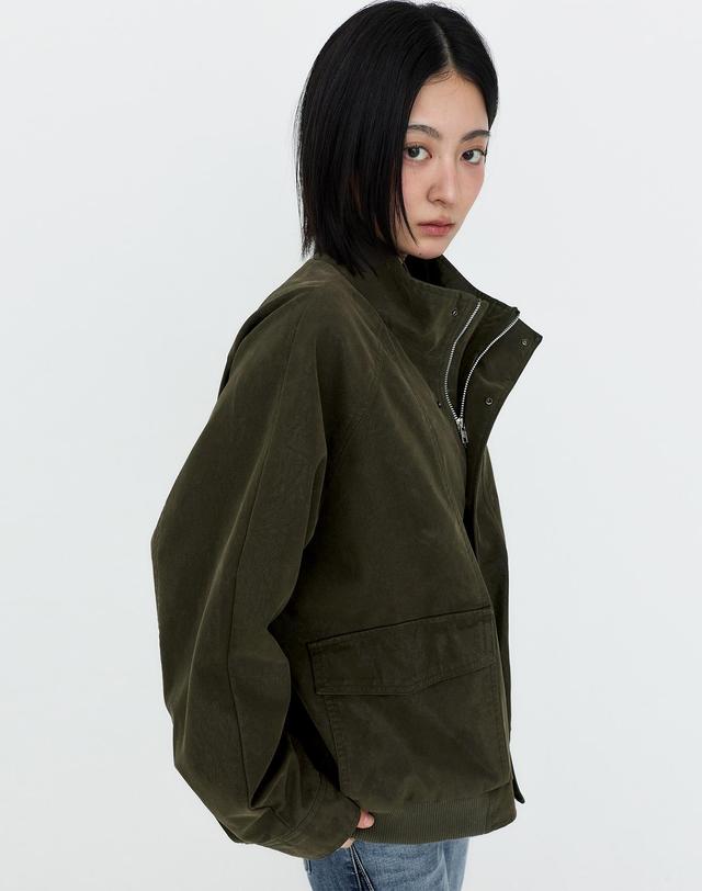 몽돌 [10/13 예약배송] 하이넥 워싱 레더 블루종 자켓 카키 MDJK051KHAKI 착용컷