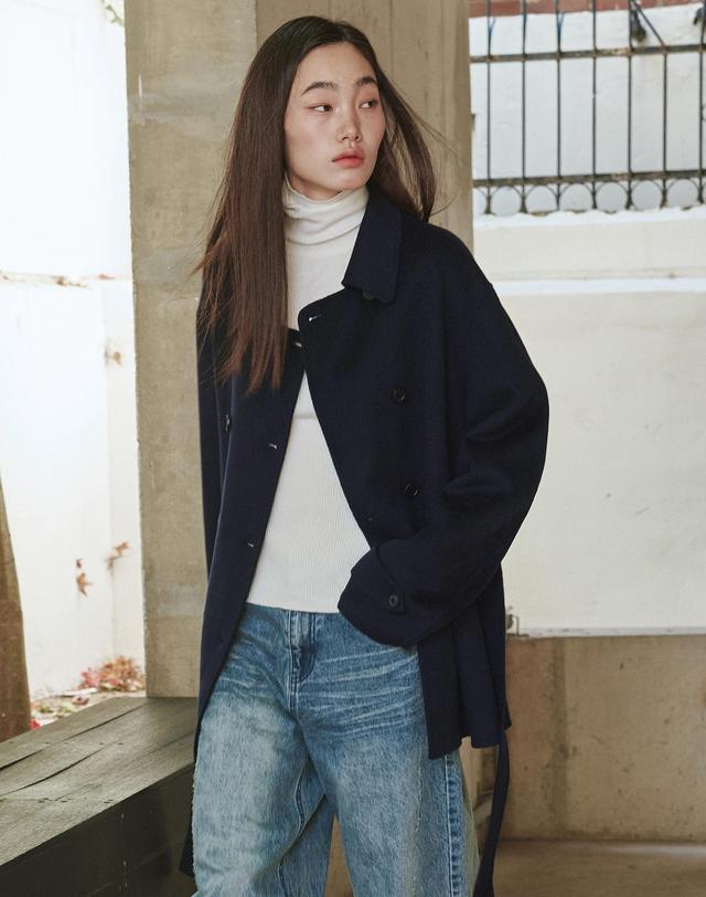 몽돌 울 캐시미어 핸드메이드 더블 하프 코트 네이비 MDCT019NAVY 착용컷