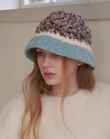 Shell Crochet Hat (2 Colors)