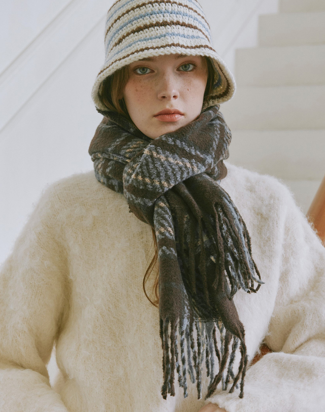 올인컴플리트 Tartan Check Muffler (2 Colors) 착용컷