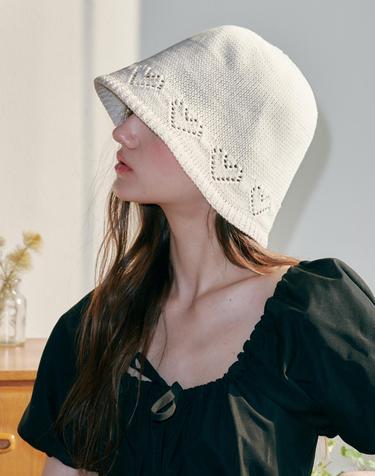 Heart Hole Bucket Hat (2 Colors)