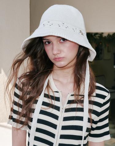 Blossom Hole Bonnet Hat (2 Colors)