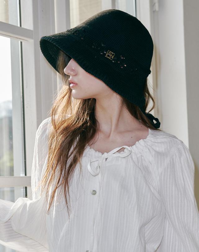 올인컴플리트 Blossom Hole Bonnet Hat (2 Colors) 착용컷