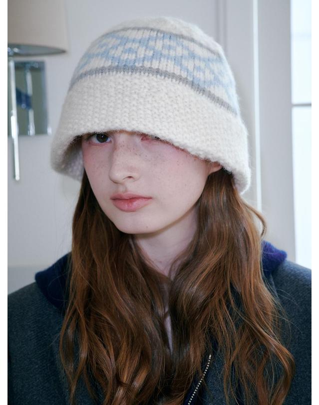 올인컴플리트 Diamond Jacquard Bucket Hat (4 Colors) 착용컷