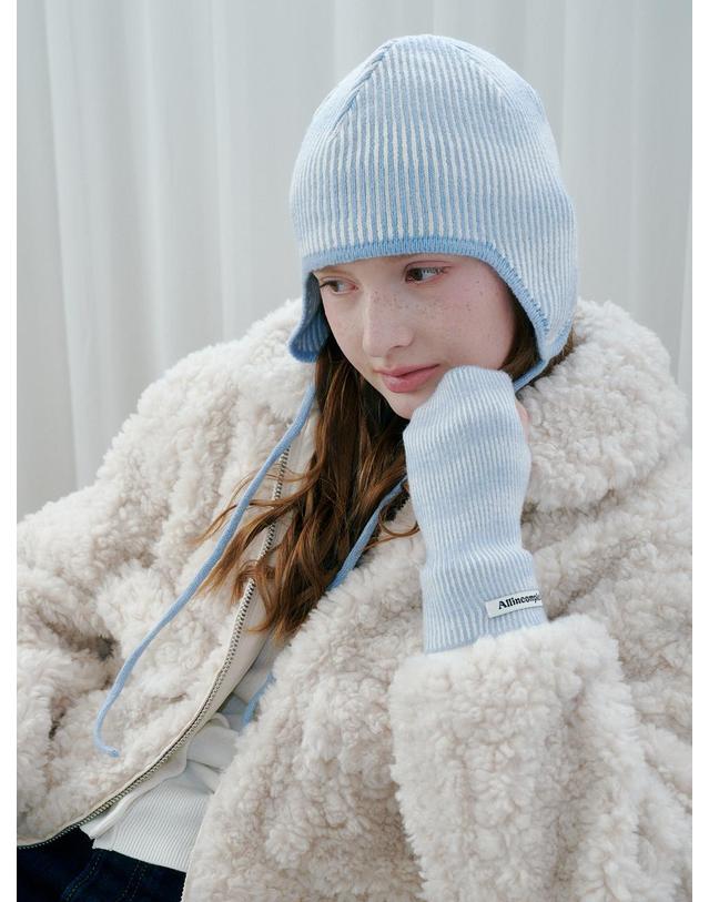 올인컴플리트 Moire Wave Earflap Beanie (2 Colors) 착용컷