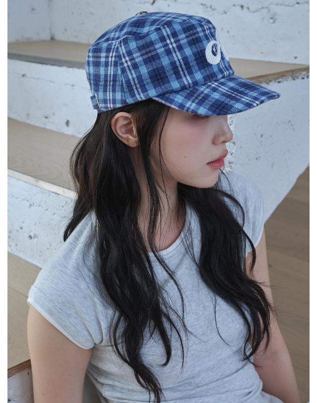 올인컴플리트 A Logo Check Pillbox Cap (2 Colors) 착용컷