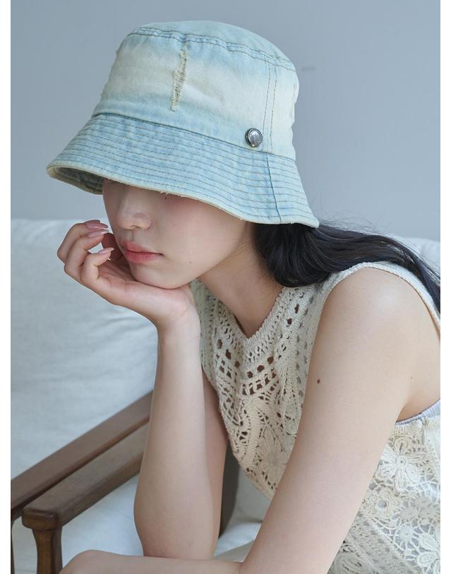 올인컴플리트 Vintage Bleaching Denim Bucket Hat (2 Colors) 착용컷