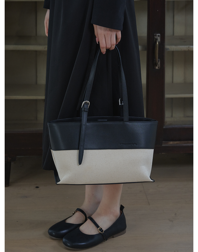 올인컴플리트 Bella Leather Canvas Bag 착용컷