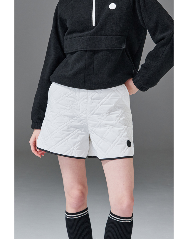 크림골프 QUILTING SHORTS 퀼팅 쇼츠 착용컷
