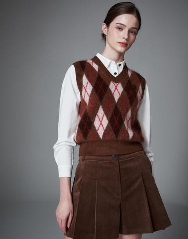 Corduroy tuck shorts 코듀로이 턱 쇼츠