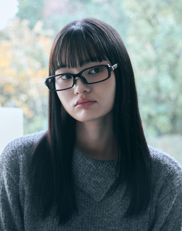 오아트 Ives Glasses [BLACK] 착용컷