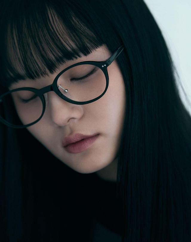 오아트 Rune Glasses [BLACK] 착용컷