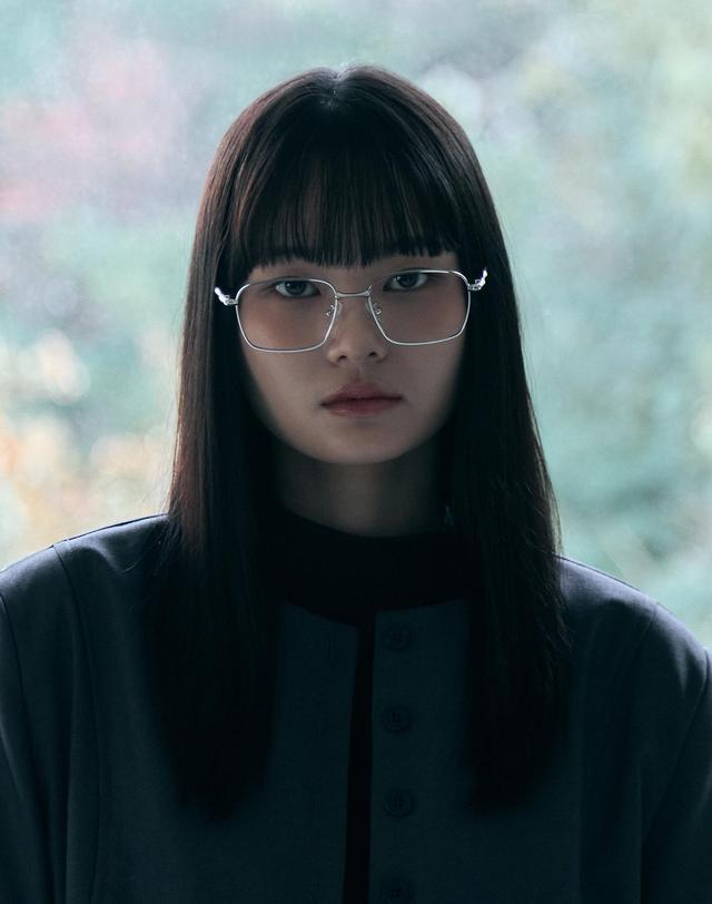 오아트 Vesper Glasses [SILVER·블루라이트 차단] 착용컷