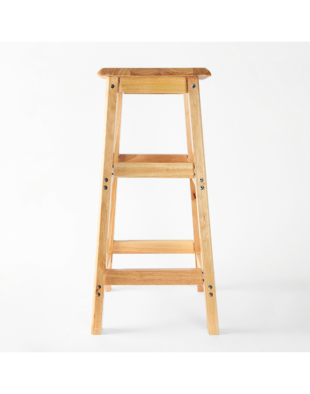 비투비월드 70cm 원목 사각 선반 겸 의자/인테리어 홈바의자 착용컷