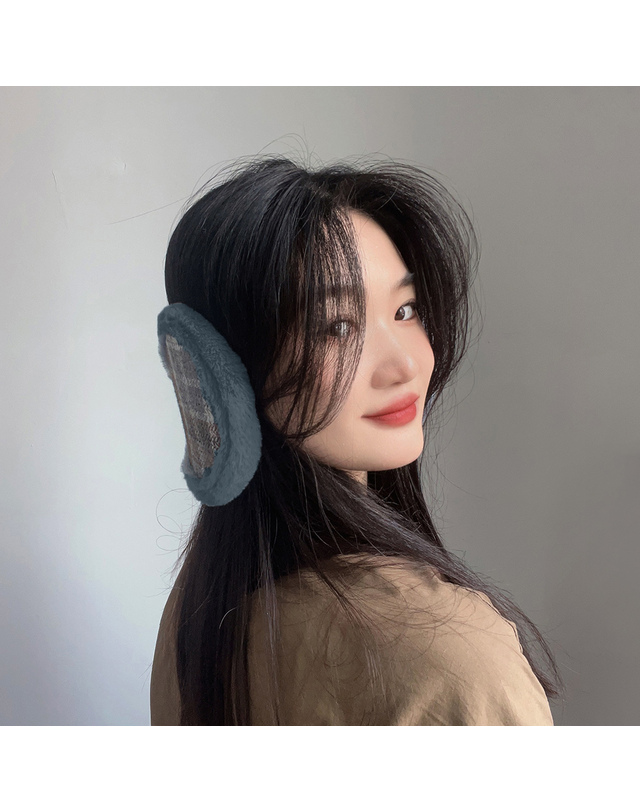 비투비월드 체크패턴 방한 귀마개 겨울귀덮개 털귀마개 착용컷
