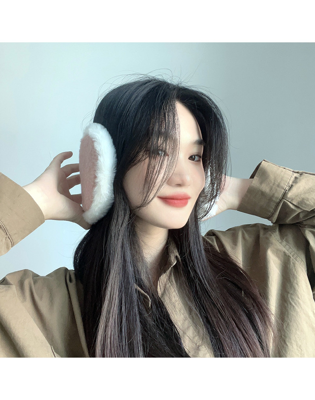 비투비월드 뽀글뽀글 방한 귀마개 양털귀덮개 이어머프 착용컷