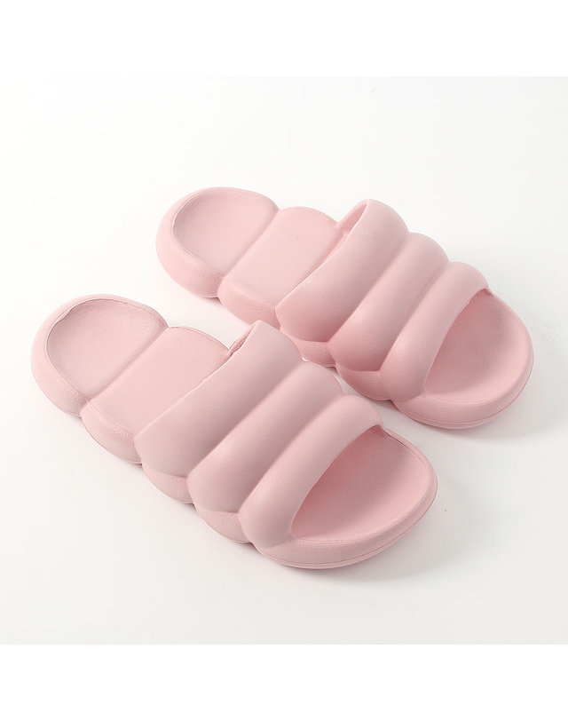 비투비월드 [아일렌]뚱카롱 구름 슬리퍼(235-240mm) (핑크) 착용컷