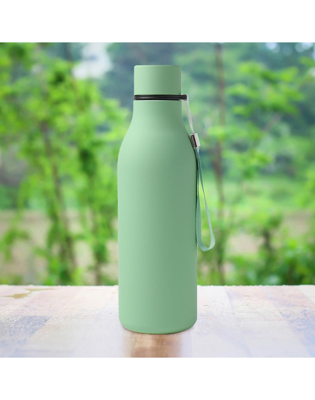 비투비월드 [쿠킹홈]슬림보틀 이중스텐 보온병(550ml) (라이트그린) 착용컷