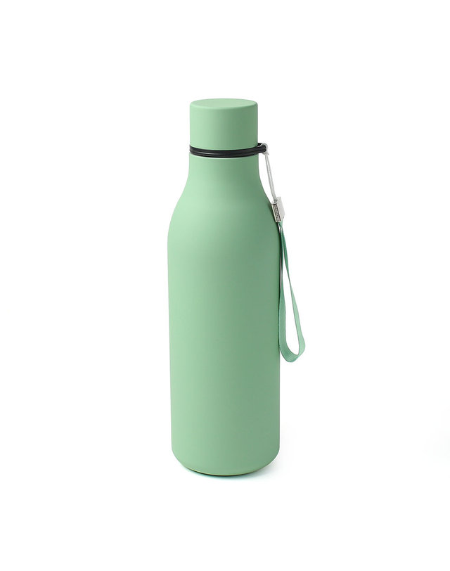 비투비월드 [쿠킹홈]슬림보틀 이중스텐 보온병(550ml) (라이트그린) 착용컷