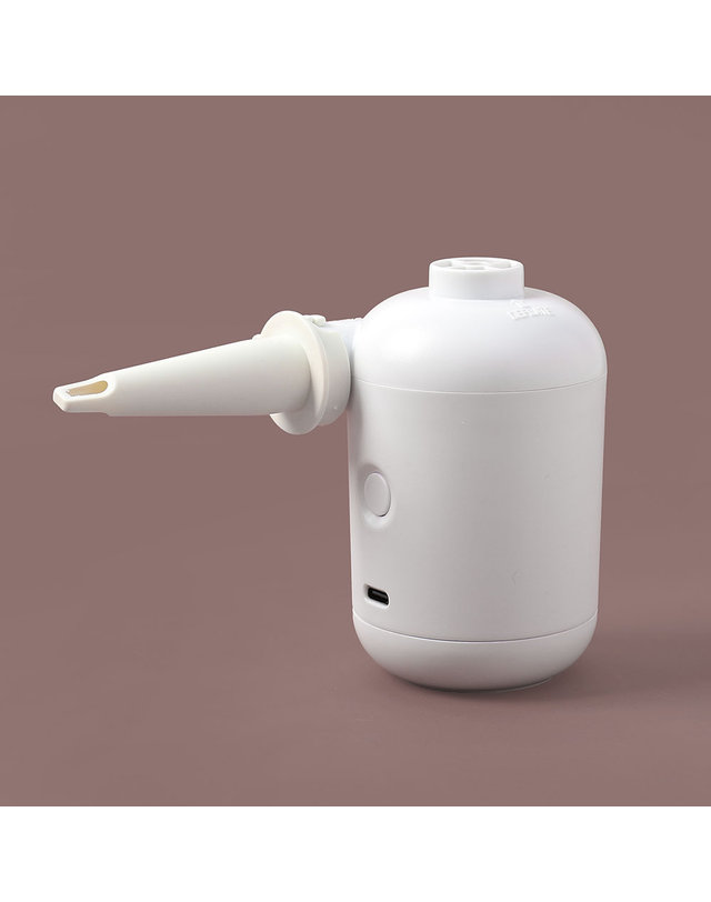 비투비월드 [웨이브위시]휴대용 USB 전동 에어펌프(화이트) 착용컷