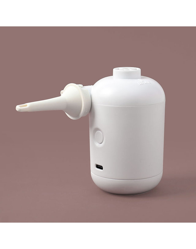 비투비월드 [웨이브위시]휴대용 USB 전동 에어펌프(화이트) 착용컷