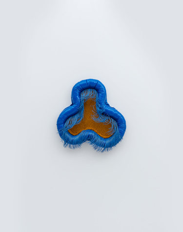 틈 06