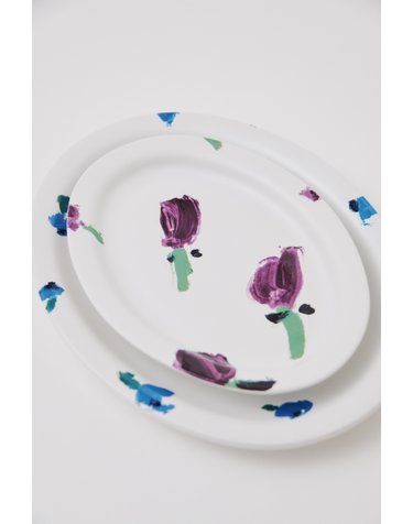 FLOWER OVAL PLATE (PURPLE) by 이우연x카비네트
