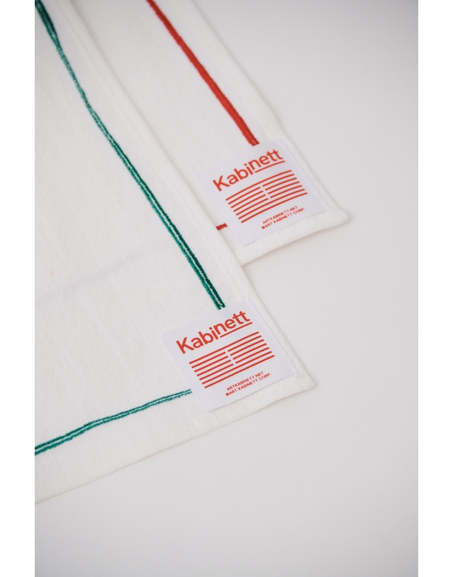 카비네트 EMBROIDERY PLACEMAT (GREEN) by 이우연x카비네트 착용컷