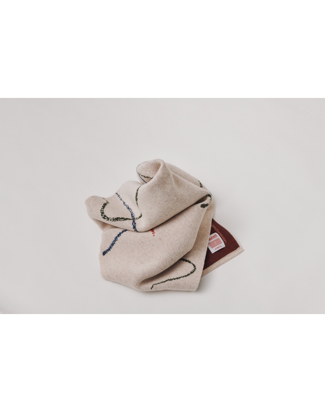 카비네트 CASHMERE BLANKET (SMALL) by 홍순용x카비네트 착용컷