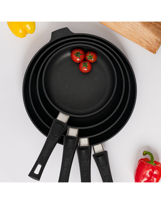 로메이키친 유로룩스 독일 주물 프라이팬 24cm 착용컷
