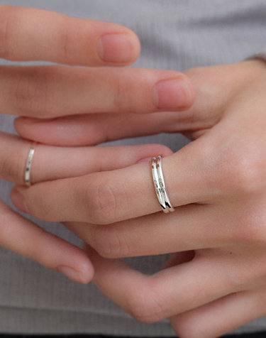 TWO LINE MELTING RING JR003