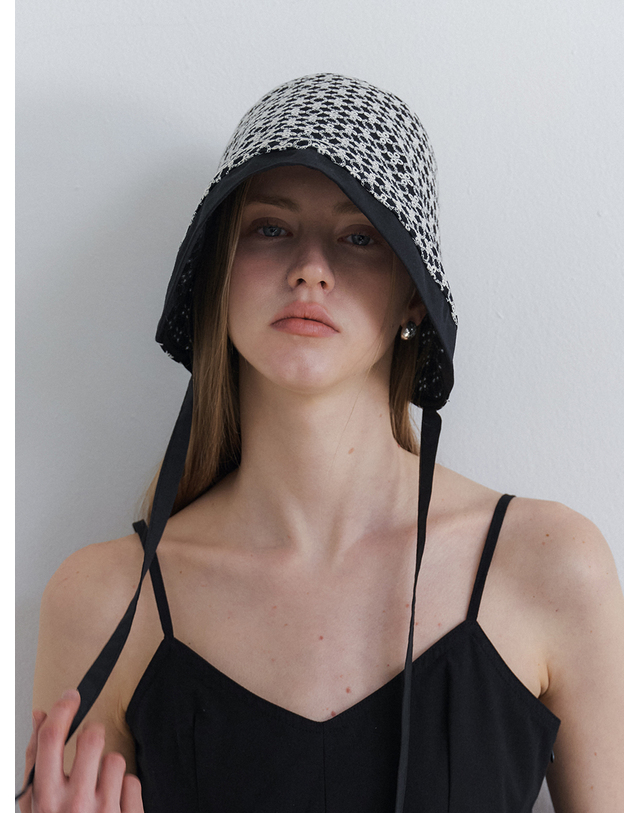 오블라 flower patterned bonnet_2color HA016 착용컷