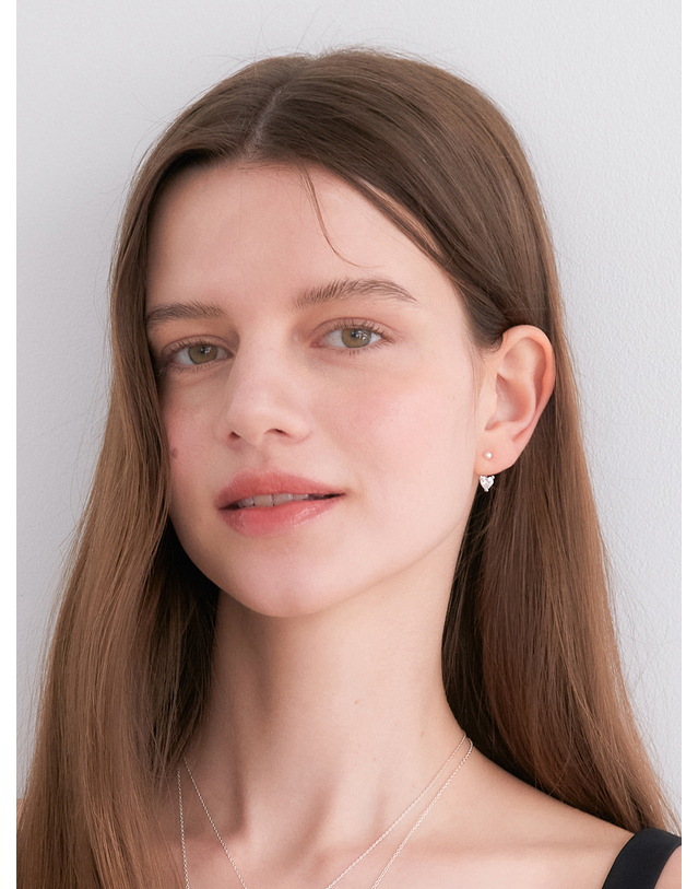 오블라 HEART BEAM two way earring JE027 착용컷