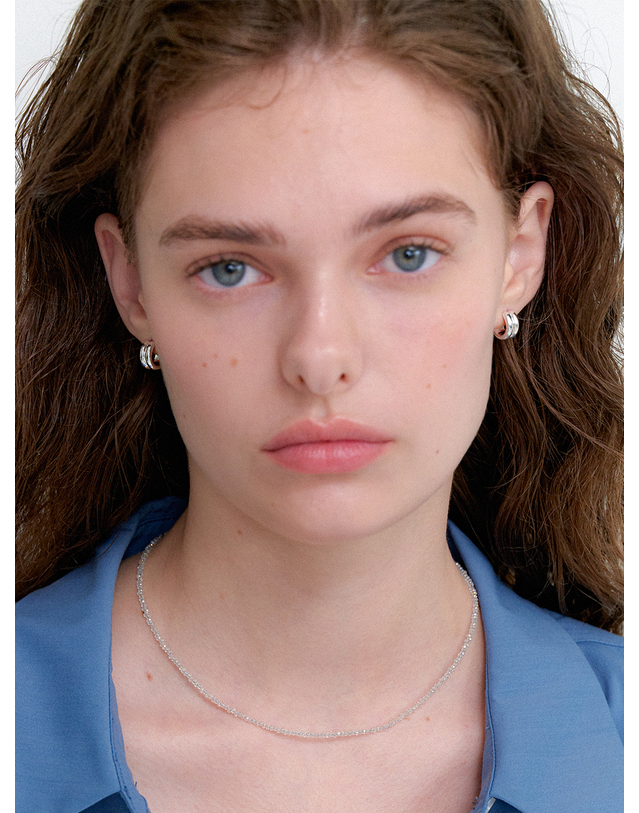오블라 TWO LINE EARRING_2COLOR JE045 착용컷