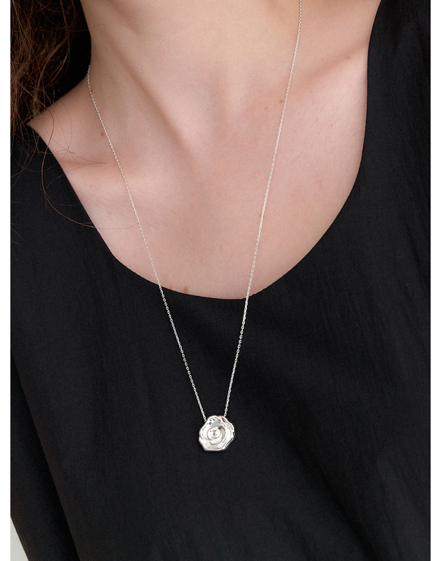 오블라 vintage rose necklace_M JN035 착용컷